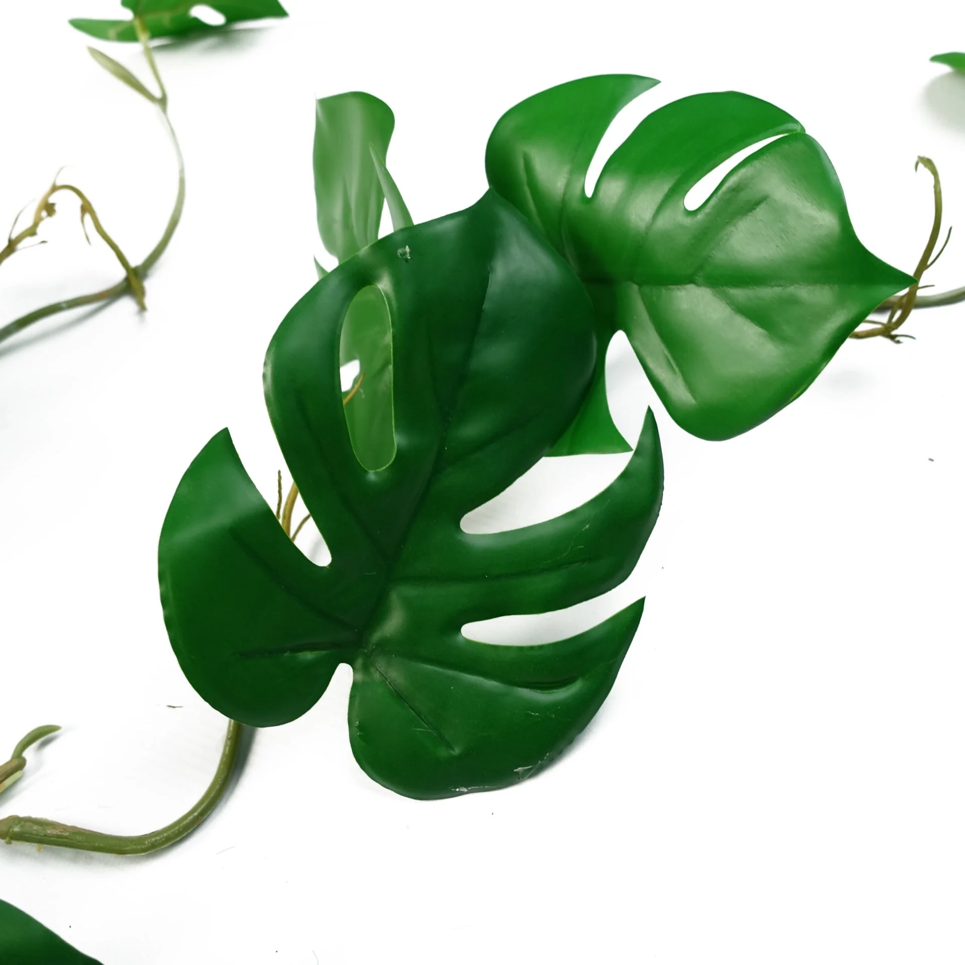 100cm Artificial Hanging Trailing Monstera Plant - Image 3