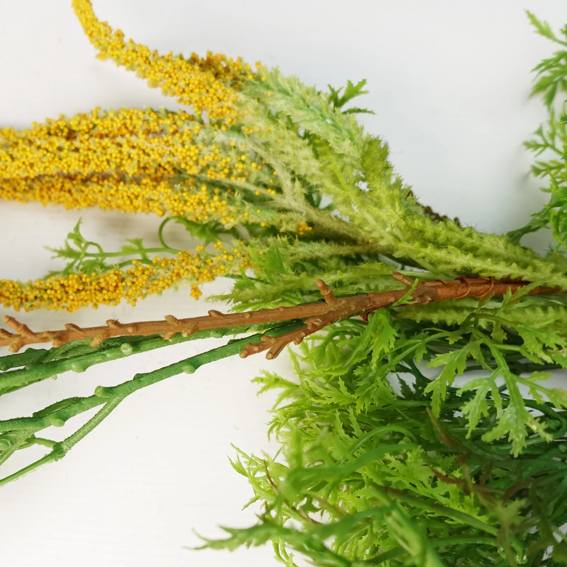 180cm Artificial Hanging Trailing Garland Amaranthus Plant - Image 4