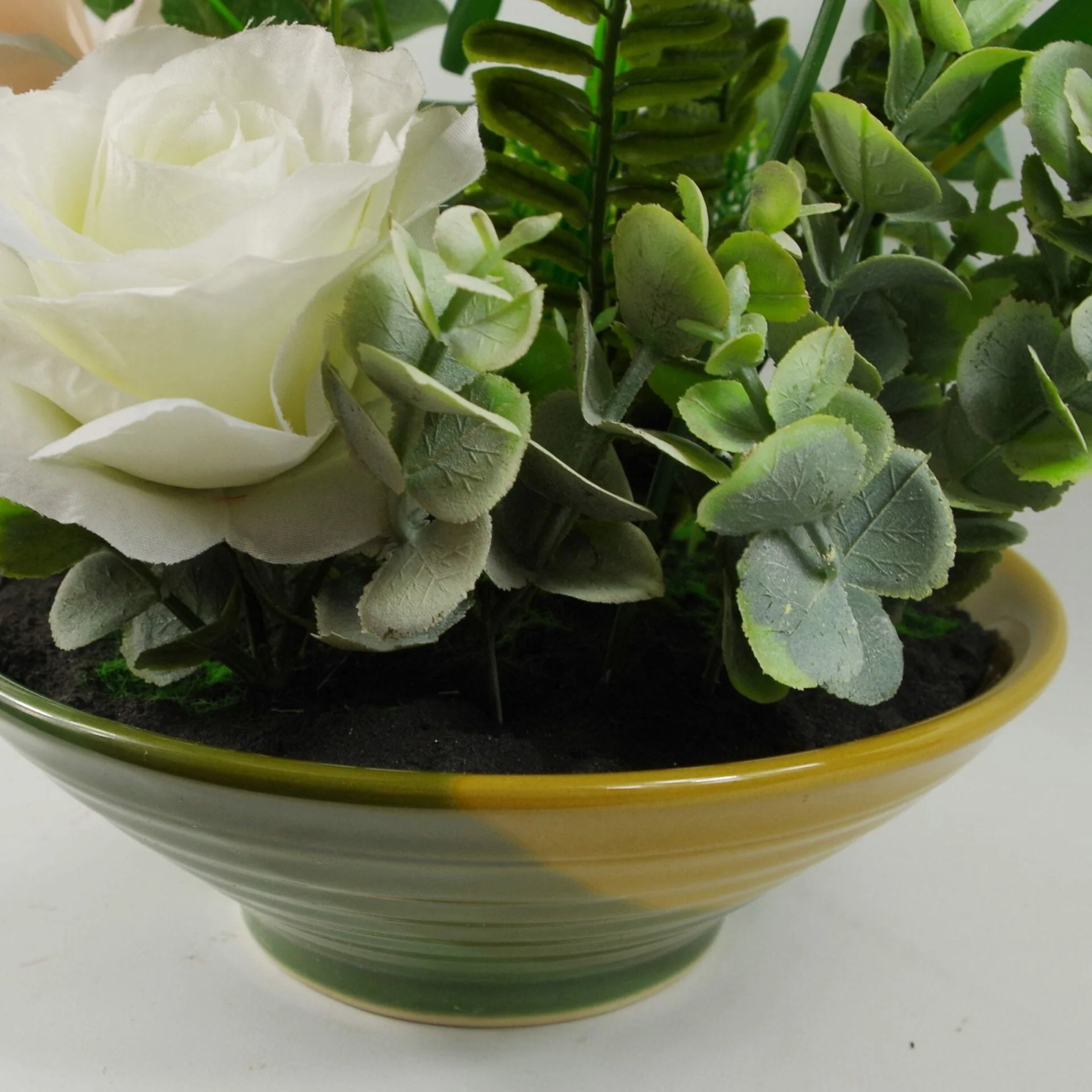 35cm Mixed Artificial Rose Bush Display - Image 3