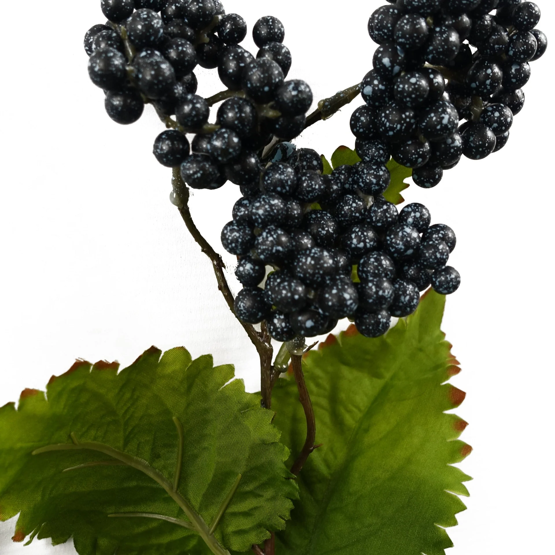 65cm Grape Leaf Foliage Spray with Berries Artificial - Image 4