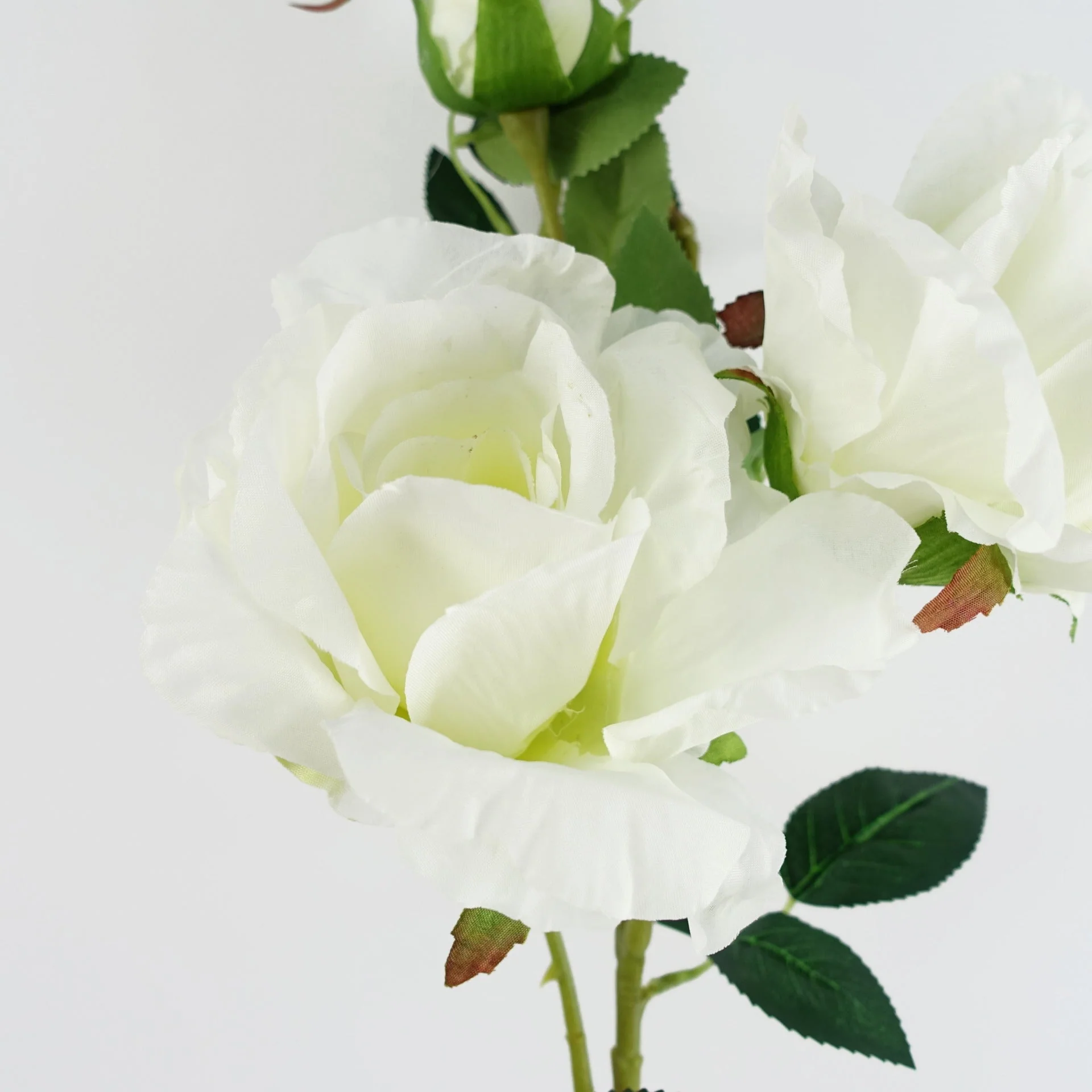 80cm Artificial White Rose Stem - 3 flowers - Image 3