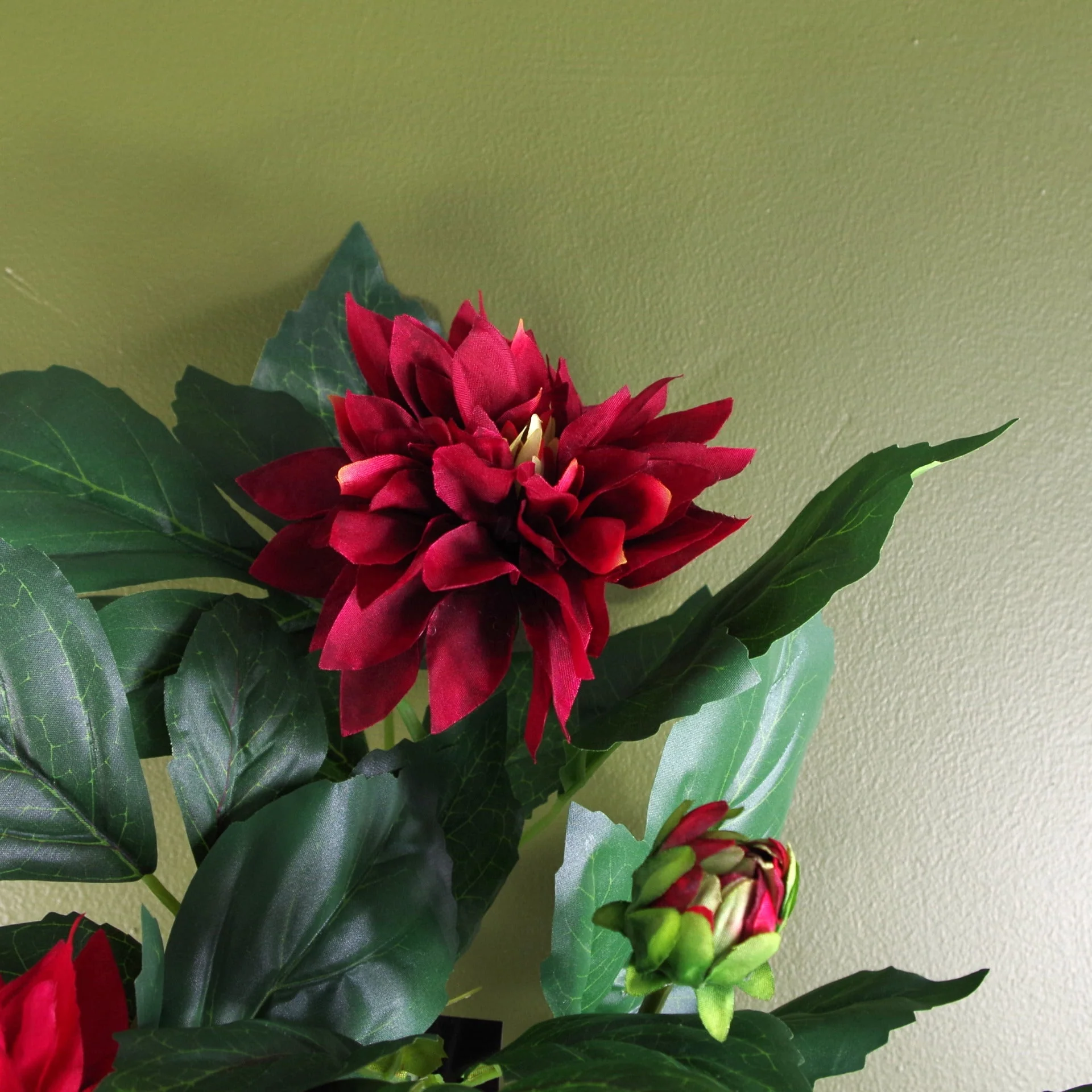 Artificial Dhalia Flowering Plant Red - Image 3