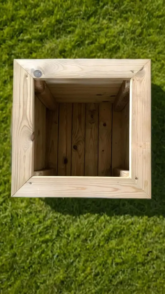Deluxe Square Planter - Image 3