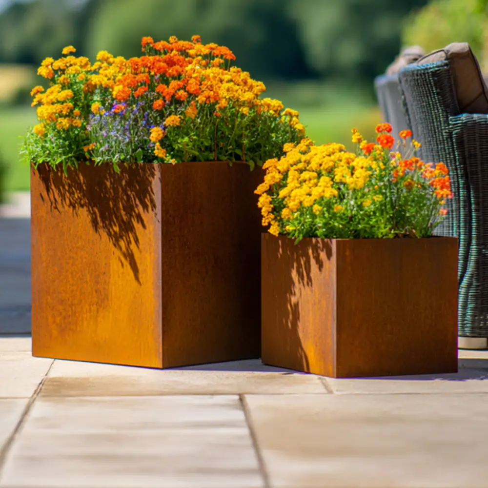 Pre-Rusted Corten Steel Straight Edge Cube Planter with Feet - Image 15